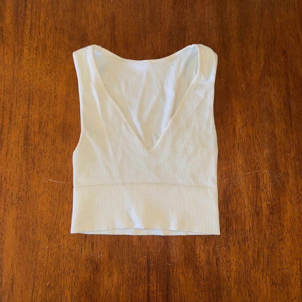 nikibiki cropped tank top